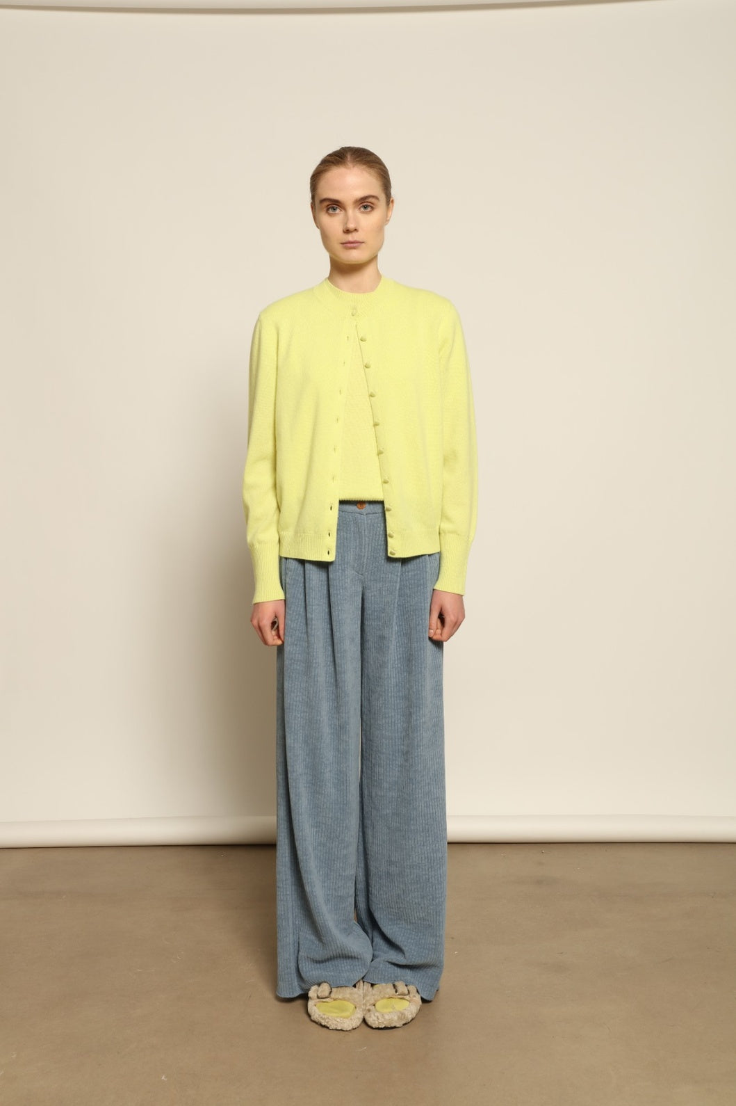 Katherine Blue Velvet Pant - Maison Jejia