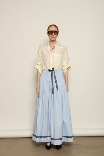 The Blue Skirt - Les Vacances d'Irina