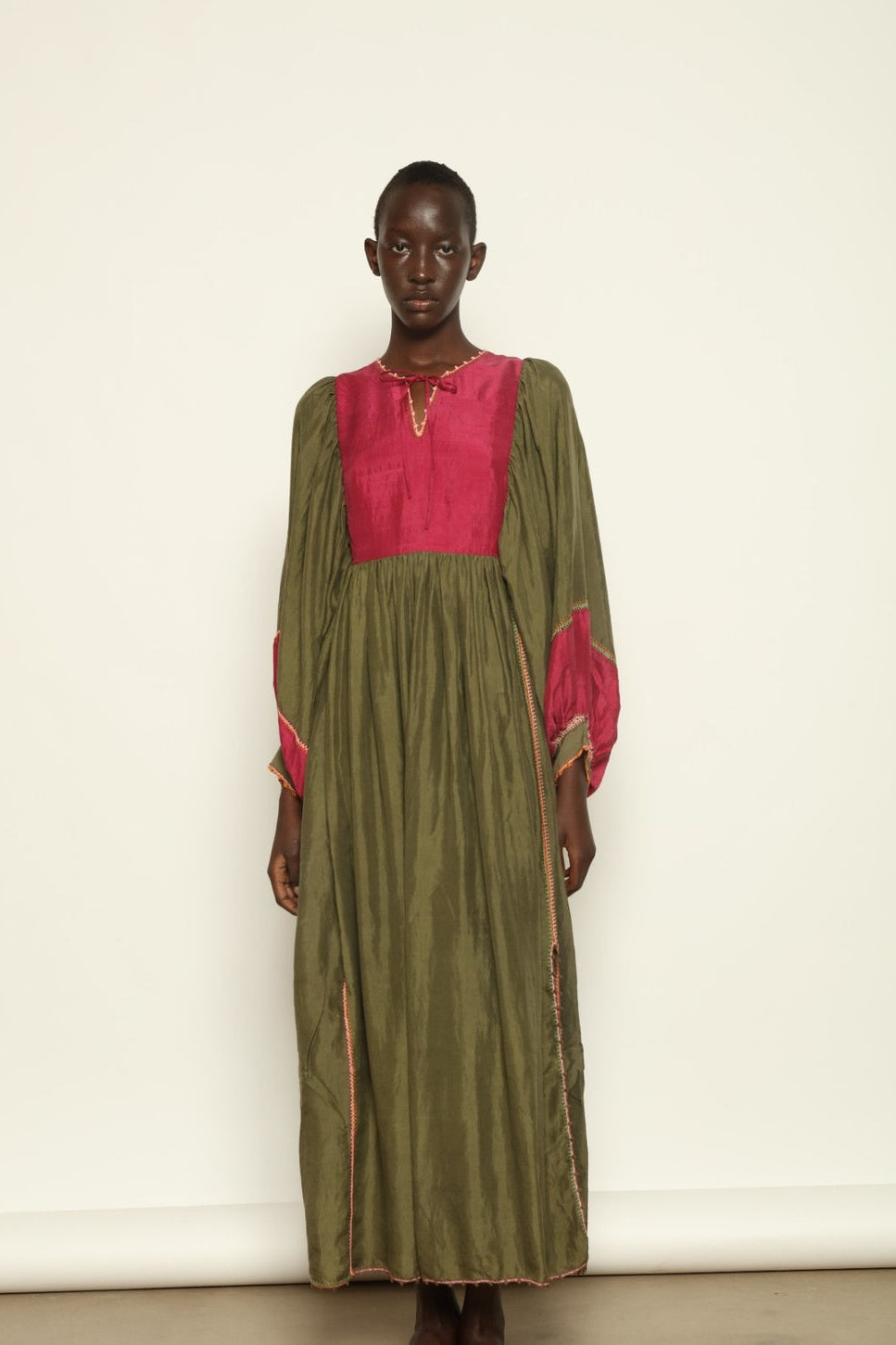 Serafina Olive Silk Dress - Supernaturae