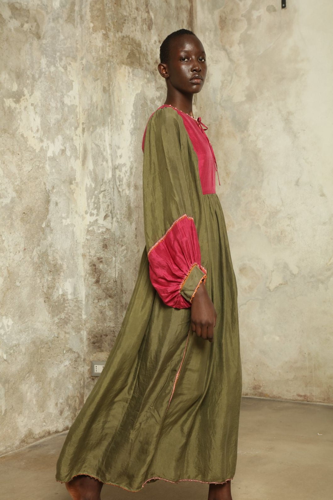 Serafina Olive Silk Dress - Supernaturae